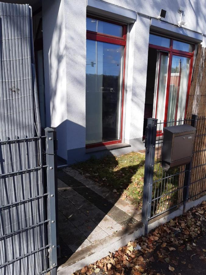 Luxurioese Wohnung Mit Eigenem Garten Augsburg Bagian luar foto